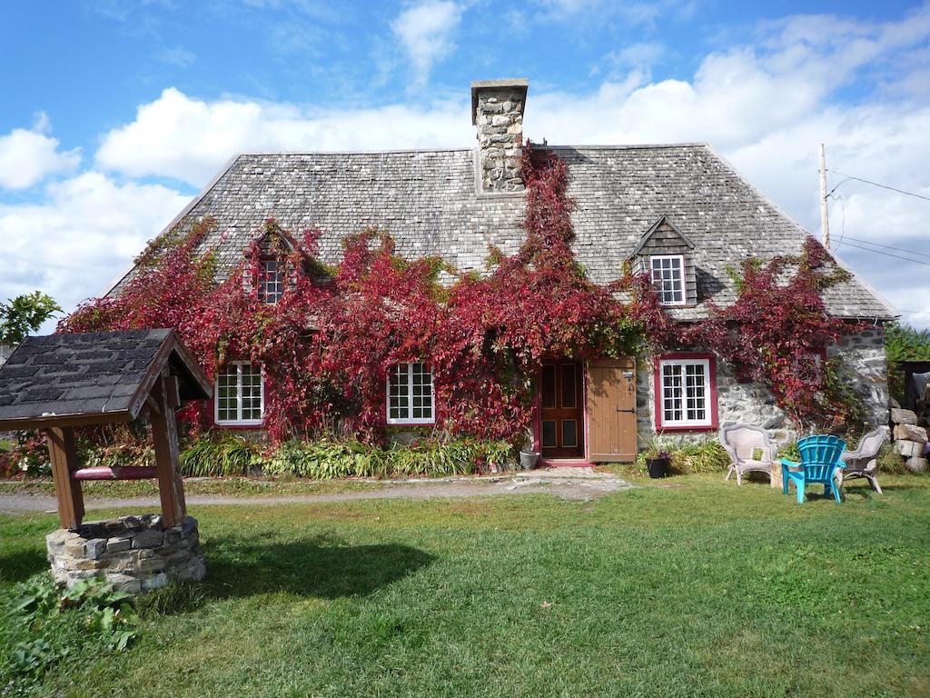 Auberge Le P'Tit Bonheur Saint-Laurent-de-l'ile d'Orleans 외부 사진